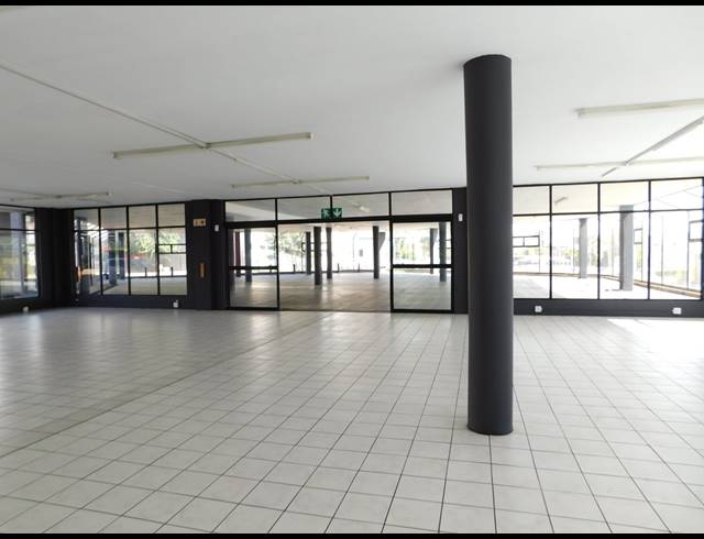 1,033M² OFFICE TO LET IN KENSINGTON B